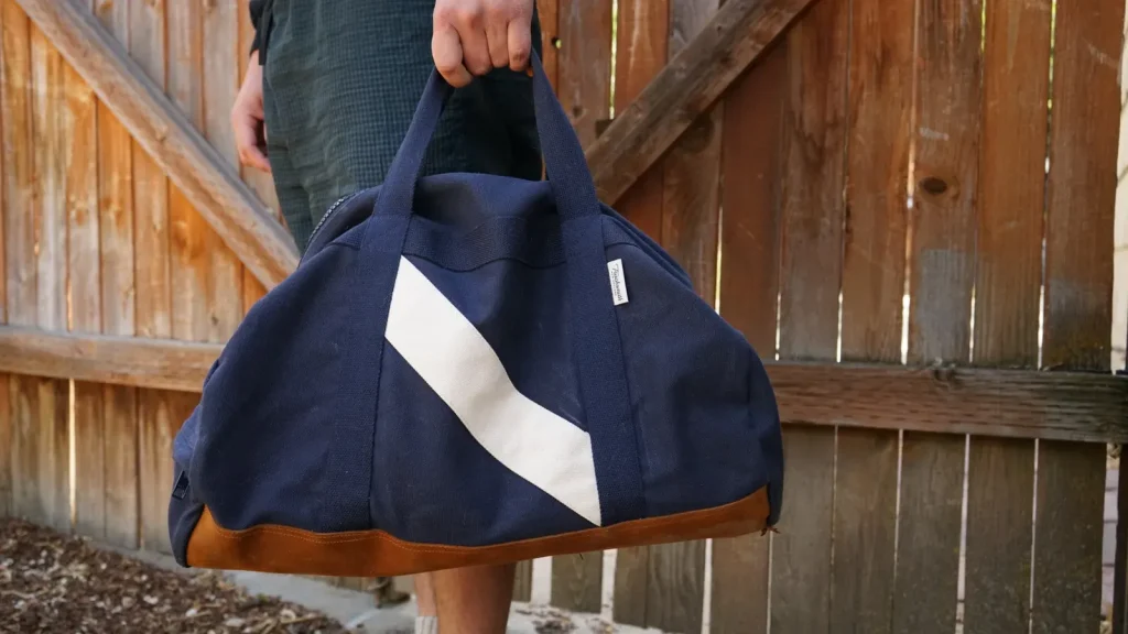 A gym bag is essential for any weightlifter dad